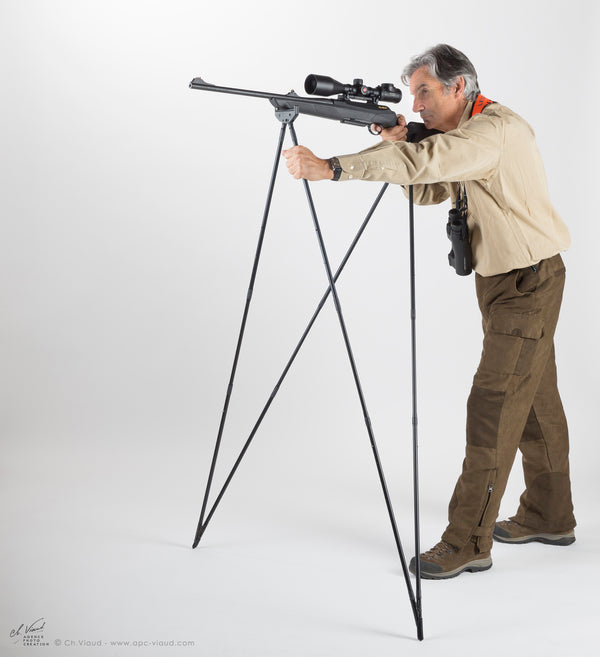 Men hunt with Stable Bush Light Shooting Stick
